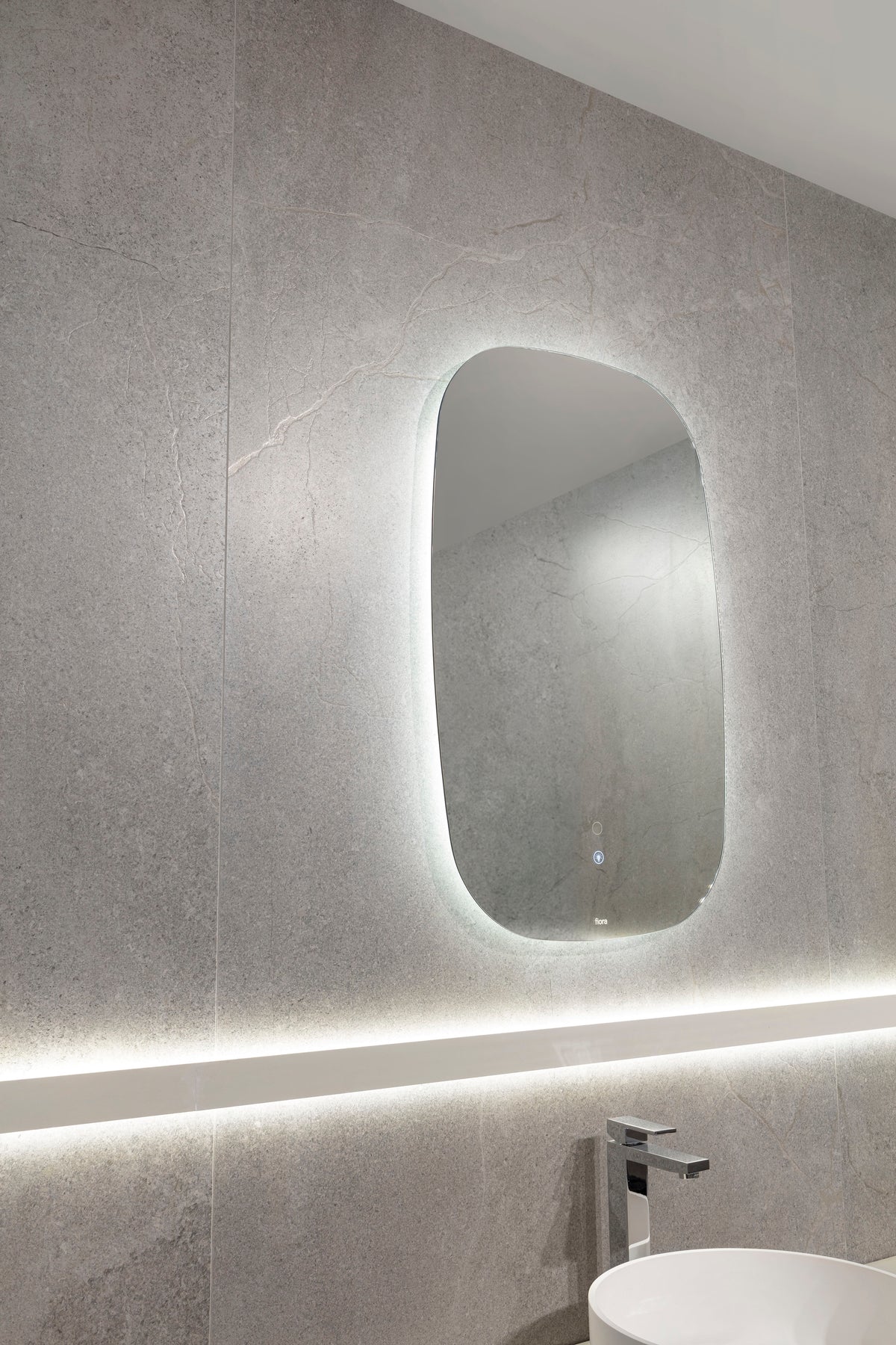Lucca Porcelain 100x100cm Shaped Rectificado